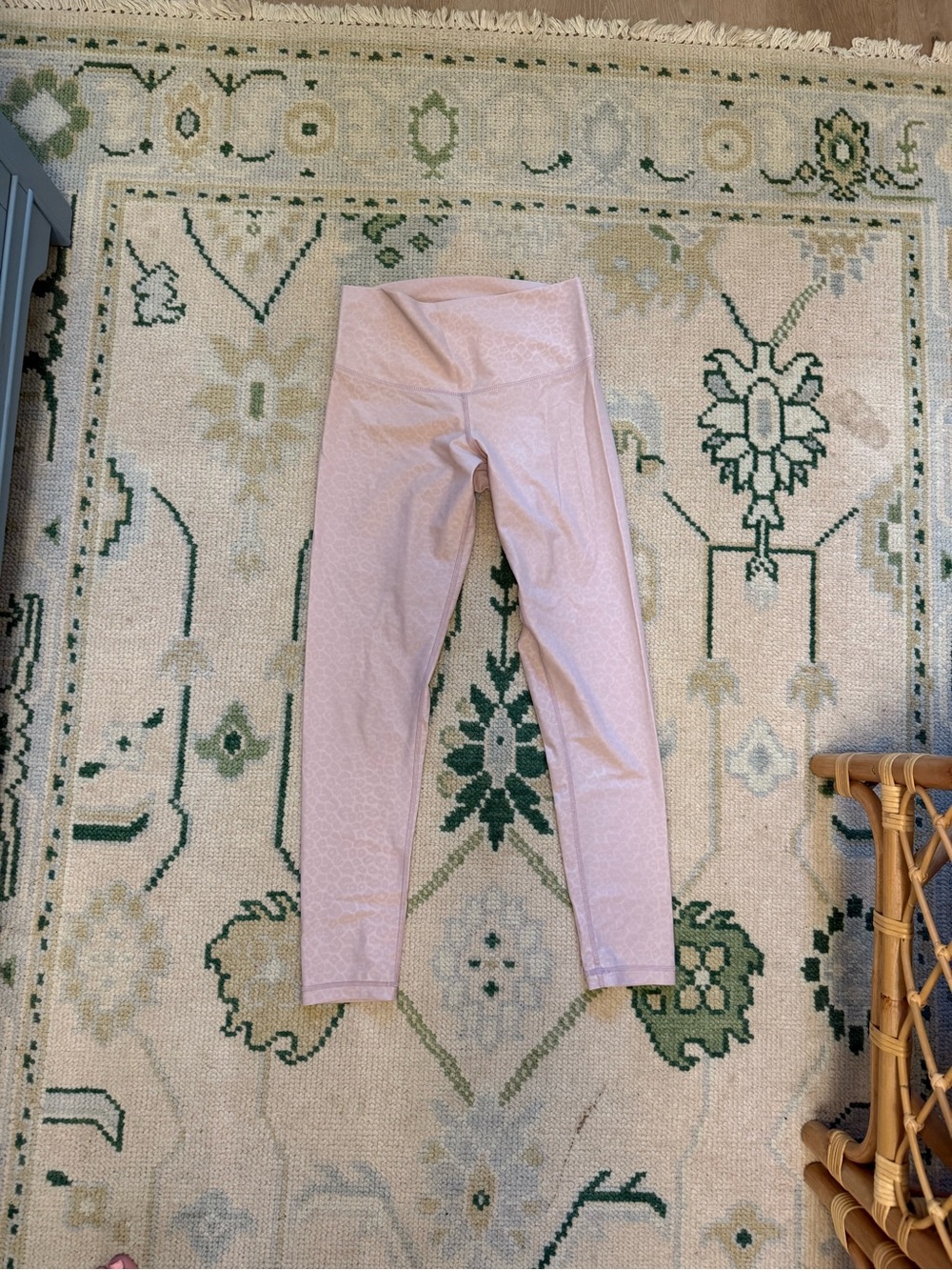 DYI pink subtle leopard legging